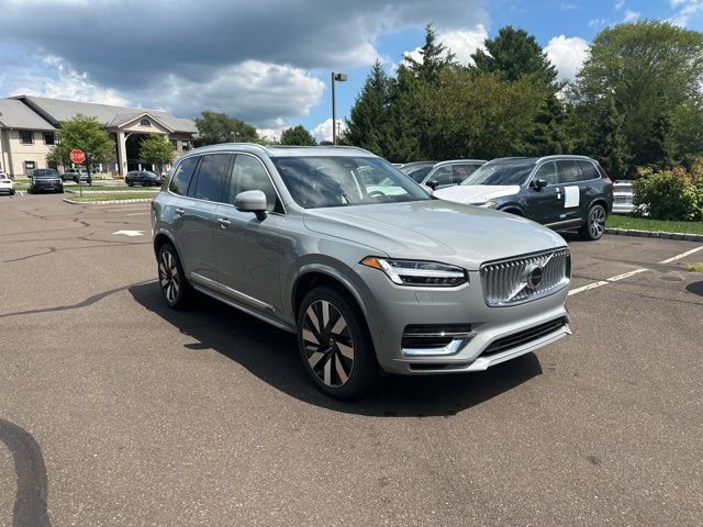 2025 Volvo XC90 Plug-In Hybrid Ultra