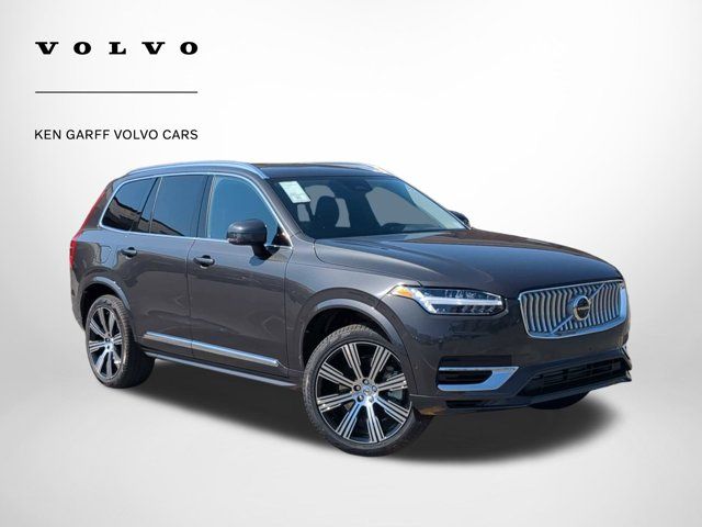 2025 Volvo XC90 Plug-In Hybrid Plus