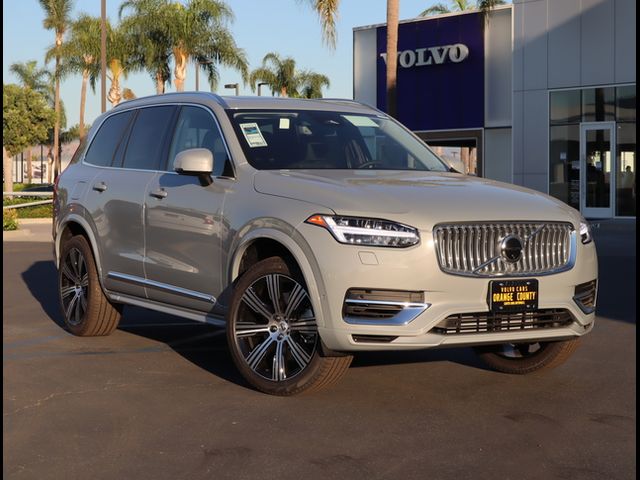 2025 Volvo XC90 Plug-In Hybrid Plus