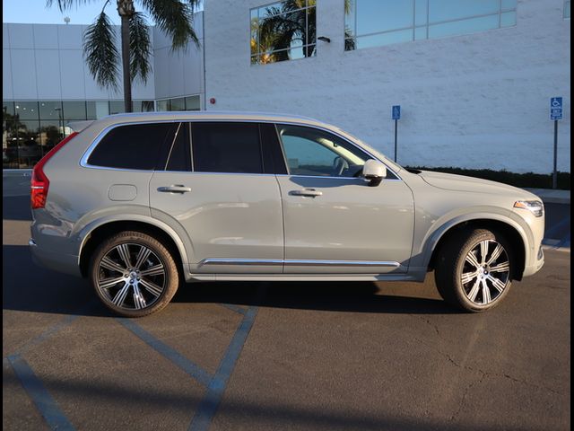 2025 Volvo XC90 Plug-In Hybrid Plus