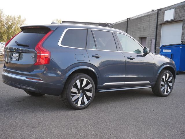 2025 Volvo XC90 Plug-In Hybrid Plus