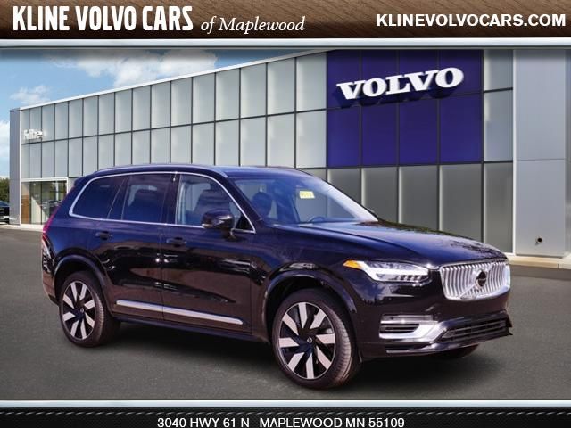 2025 Volvo XC90 Plug-In Hybrid Plus