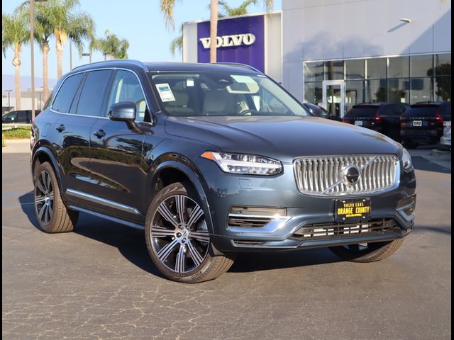 2025 Volvo XC90 Plug-In Hybrid Plus