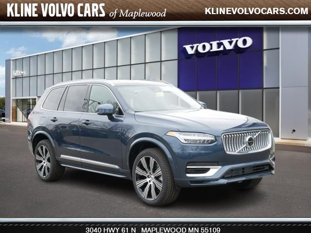 2025 Volvo XC90 Plug-In Hybrid Plus