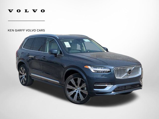 2025 Volvo XC90 Plug-In Hybrid Plus