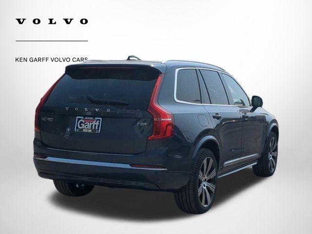 2025 Volvo XC90 Plug-In Hybrid Plus