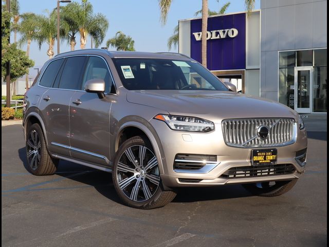 2025 Volvo XC90 Plug-In Hybrid Plus