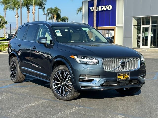 2025 Volvo XC90 Plug-In Hybrid Plus