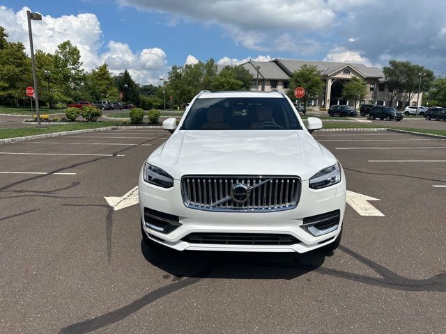 2025 Volvo XC90 Plug-In Hybrid Ultra