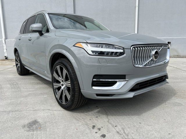 2025 Volvo XC90 Plug-In Hybrid Core