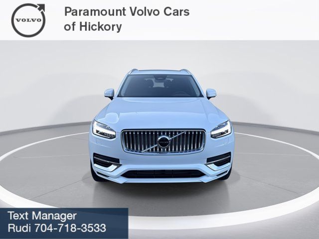 2025 Volvo XC90 Plug-In Hybrid Core