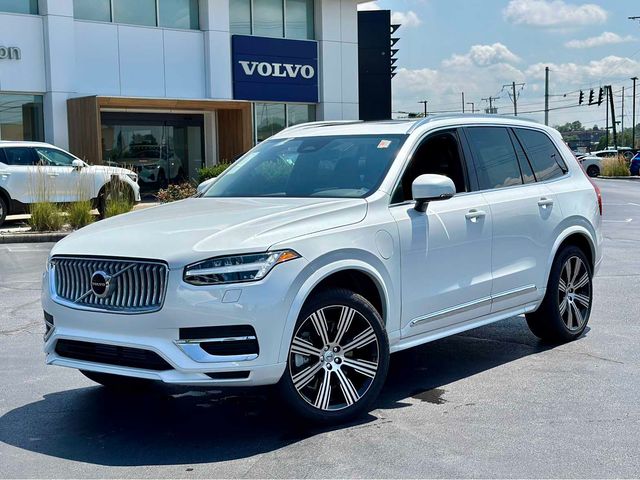 2025 Volvo XC90 Plug-In Hybrid Core