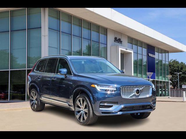 2025 Volvo XC90 Plug-In Hybrid Core