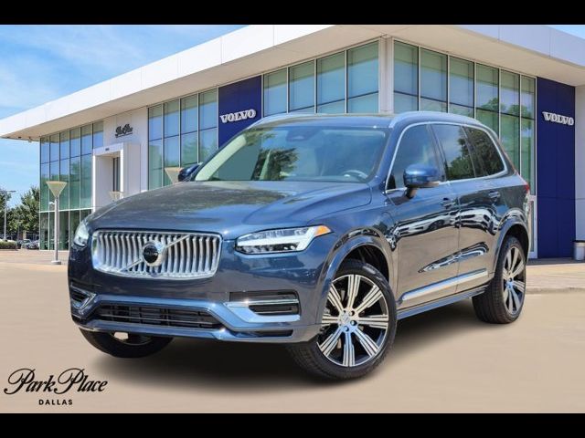 2025 Volvo XC90 Plug-In Hybrid Core