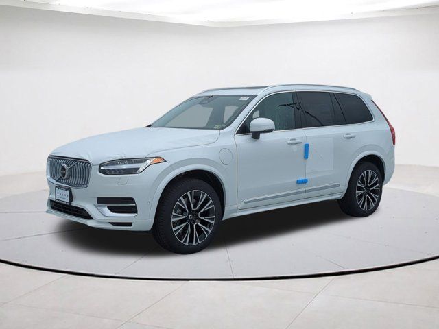 2025 Volvo XC90 Plug-In Hybrid Plus