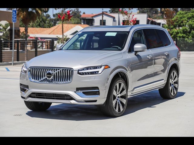 2025 Volvo XC90 Plug-In Hybrid Plus