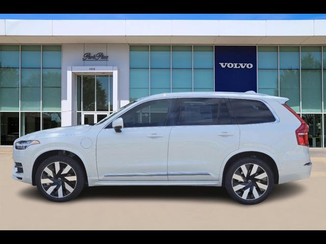 2025 Volvo XC90 Plug-In Hybrid Plus