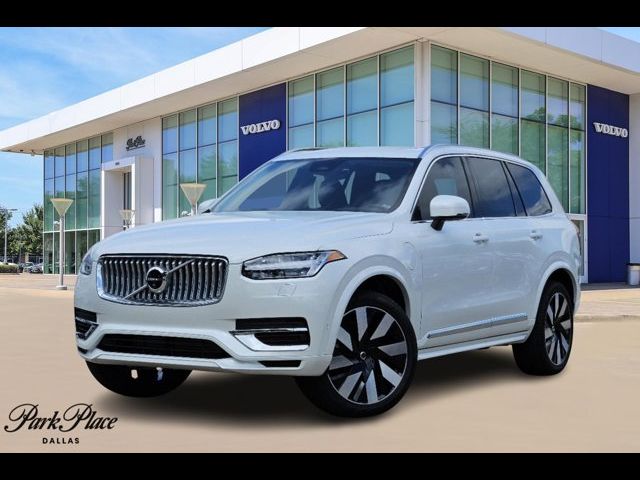 2025 Volvo XC90 Plug-In Hybrid Plus