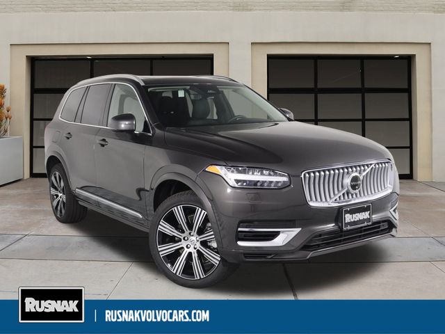 2025 Volvo XC90 Plug-In Hybrid Plus