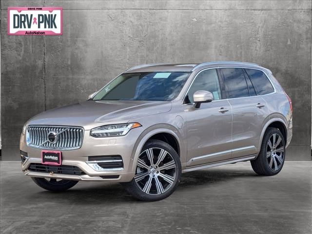 2025 Volvo XC90 Plug-In Hybrid Plus