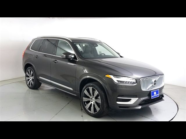 2025 Volvo XC90 Plug-In Hybrid Plus