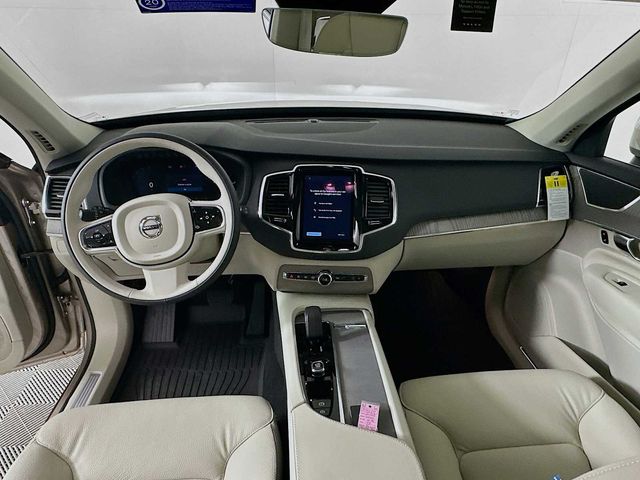 2025 Volvo XC90 Plug-In Hybrid Plus