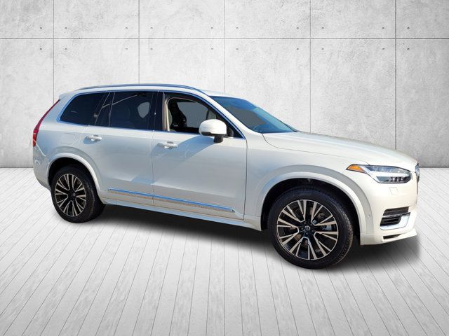 2025 Volvo XC90 Plug-In Hybrid Plus