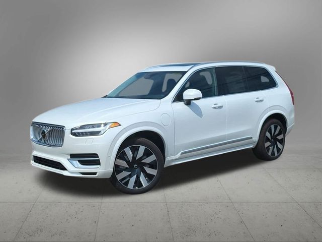 2025 Volvo XC90 Plug-In Hybrid Plus