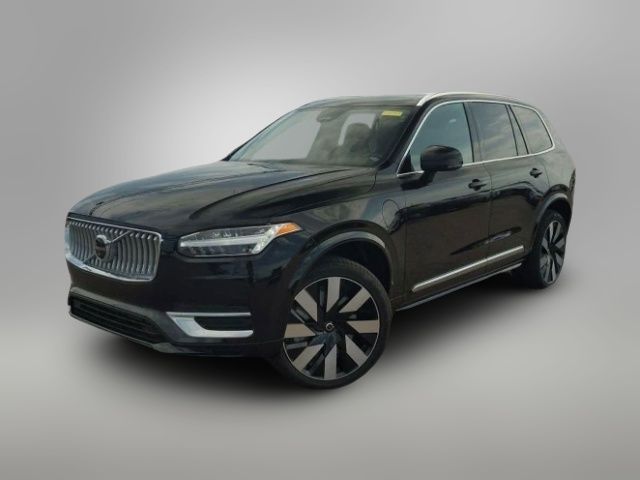 2025 Volvo XC90 Plug-In Hybrid Plus