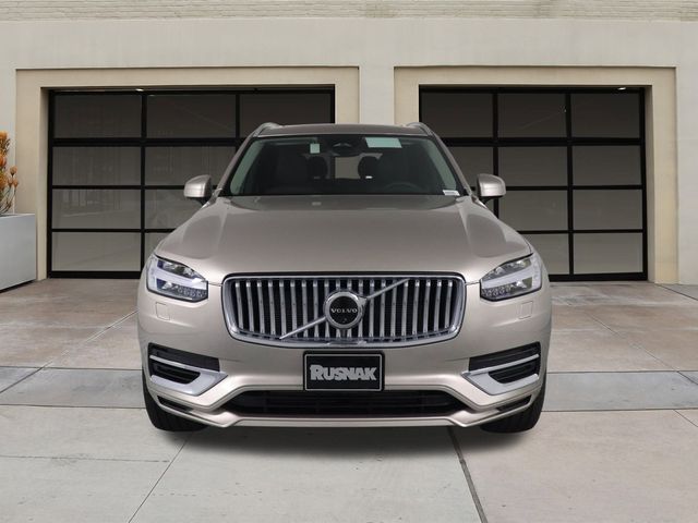 2025 Volvo XC90 Plug-In Hybrid Plus