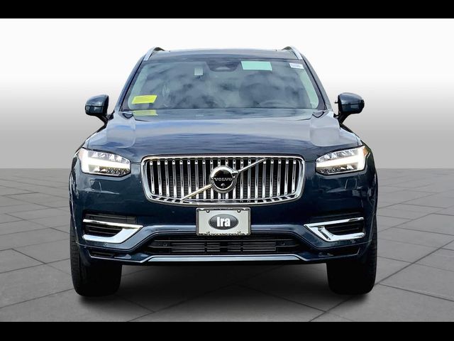 2025 Volvo XC90 Plug-In Hybrid Plus