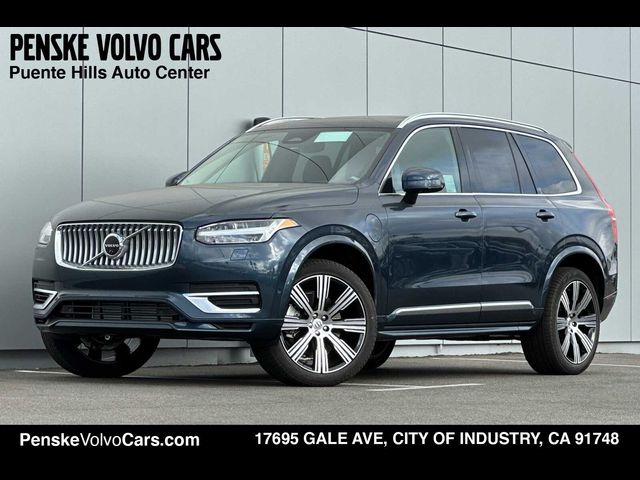 2025 Volvo XC90 Plug-In Hybrid Plus