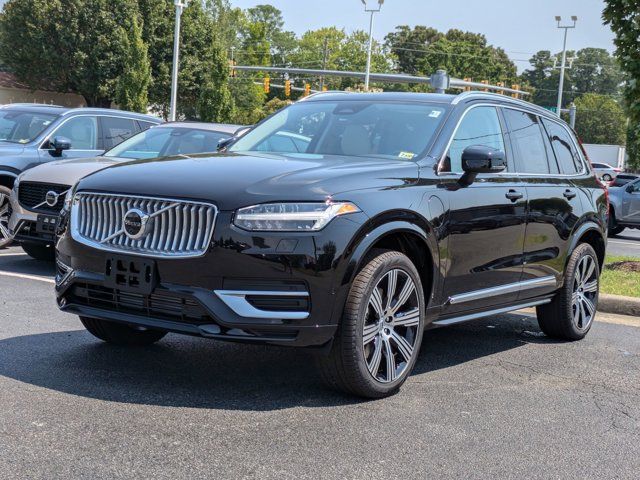 2025 Volvo XC90 Plug-In Hybrid Plus