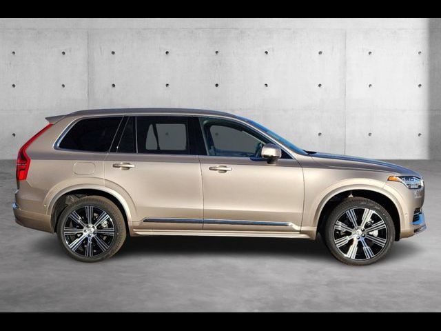 2025 Volvo XC90 Plug-In Hybrid Plus