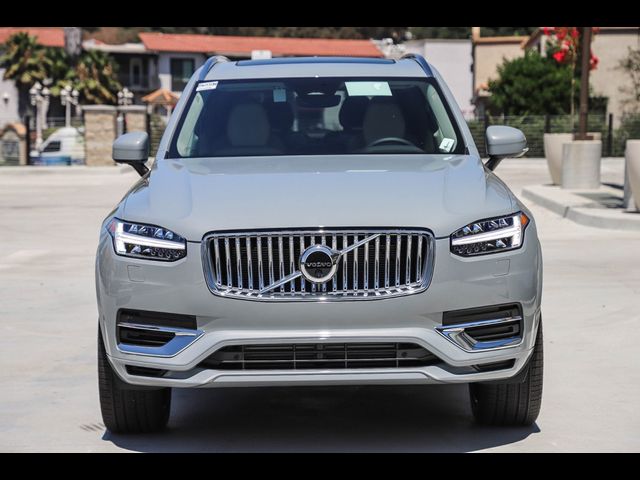 2025 Volvo XC90 Plug-In Hybrid Plus