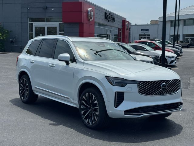 2025 Volvo XC90 Plug-In Hybrid Plus