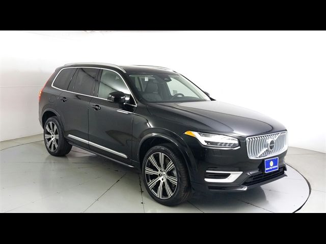 2025 Volvo XC90 Plug-In Hybrid Plus