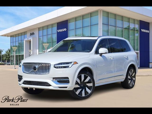 2025 Volvo XC90 Plug-In Hybrid Plus