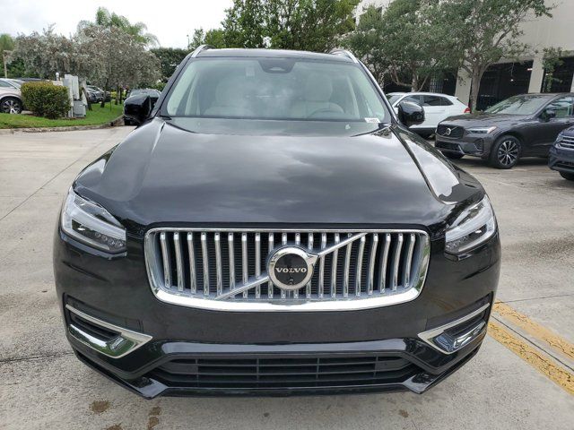 2025 Volvo XC90 Plug-In Hybrid Plus