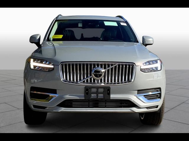 2025 Volvo XC90 Plug-In Hybrid Plus