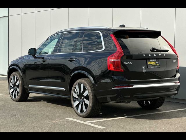 2025 Volvo XC90 Plug-In Hybrid Plus