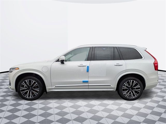 2025 Volvo XC90 Plug-In Hybrid Plus