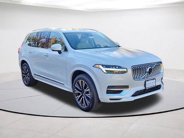 2025 Volvo XC90 Plug-In Hybrid Plus