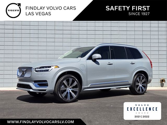 2025 Volvo XC90 Plug-In Hybrid Plus