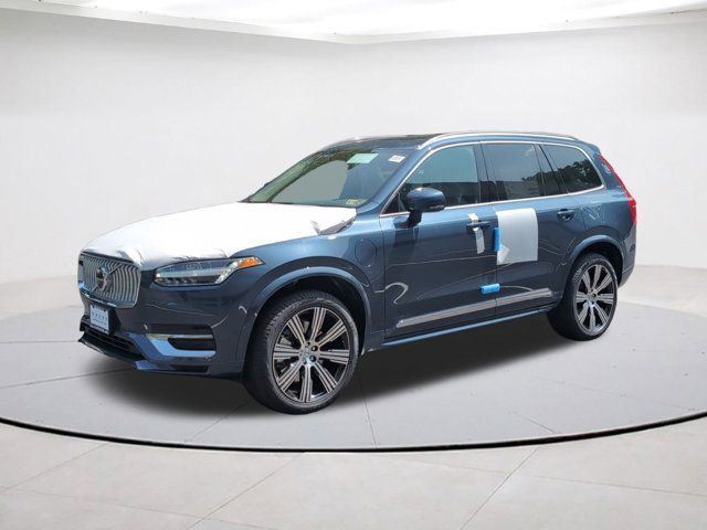 2025 Volvo XC90 Plug-In Hybrid Plus