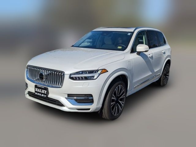 2025 Volvo XC90 Plug-In Hybrid Plus