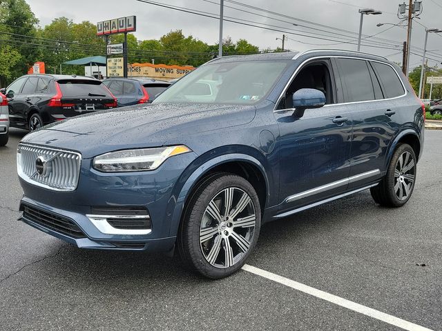 2025 Volvo XC90 Plug-In Hybrid Plus