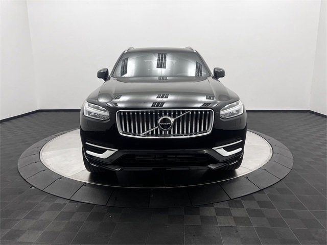 2025 Volvo XC90 Plug-In Hybrid Plus