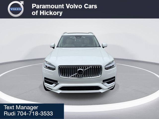 2025 Volvo XC90 Plug-In Hybrid Plus