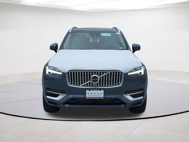 2025 Volvo XC90 Plug-In Hybrid Plus